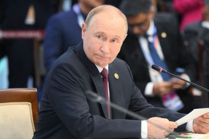 Russia, Ukraine wraps up largest prisoner swap | Russia, Ukraine wraps up largest prisoner swap Russia, Ukraine wraps up largest prisoner swap | Russia, Ukraine wraps up largest prisoner swap