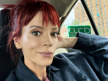 For Lily Allen, social media avoidance is akin to drug withdrawal | For Lily Allen, social media avoidance is akin to drug withdrawal For Lily Allen, social media avoidance is akin to drug withdrawal | For Lily Allen, social media avoidance is akin to drug withdrawal