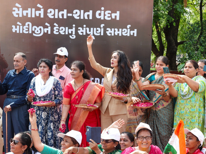 Colonel Sofiya Qureshi's family joins PM Modi's roadshow, calls it moment of pride | Colonel Sofiya Qureshi's family joins PM Modi's roadshow, calls it moment of pride Colonel Sofiya Qureshi's family joins PM Modi's roadshow, calls it moment of pride | Colonel Sofiya Qureshi's family joins PM Modi's roadshow, calls it moment of pride