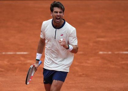 French Open: Norrie stuns Medvedev in 'crazy' rollercoaster; Zverev wins | French Open: Norrie stuns Medvedev in 'crazy' rollercoaster; Zverev wins