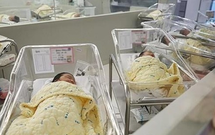 S. Korea's childbirths rise for 9th month in March | S. Korea's childbirths rise for 9th month in March S. Korea's childbirths rise for 9th month in March | S. Korea's childbirths rise for 9th month in March