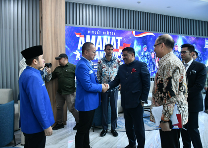 Indonesia: Indian delegation interacts with political leaders, Ambassadors of 20 countries | Indonesia: Indian delegation interacts with political leaders, Ambassadors of 20 countries