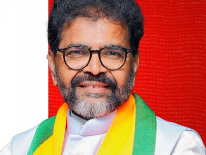 ‘No action taken despite filing complaints’: K’taka Legislative Council LoP on his ‘detention’ | ‘No action taken despite filing complaints’: K’taka Legislative Council LoP on his ‘detention’ ‘No action taken despite filing complaints’: K’taka Legislative Council LoP on his ‘detention’ | ‘No action taken despite filing complaints’: K’taka Legislative Council LoP on his ‘detention’