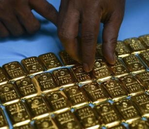 Finance Ministry urges RBI to exclude small borrowers from new gold loan norms | Finance Ministry urges RBI to exclude small borrowers from new gold loan norms Finance Ministry urges RBI to exclude small borrowers from new gold loan norms | Finance Ministry urges RBI to exclude small borrowers from new gold loan norms