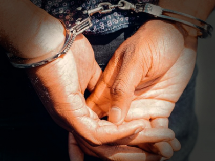 K'taka: LPG cylinder delivery man arrested for attempted rape of homemaker | K'taka: LPG cylinder delivery man arrested for attempted rape of homemaker K'taka: LPG cylinder delivery man arrested for attempted rape of homemaker | K'taka: LPG cylinder delivery man arrested for attempted rape of homemaker