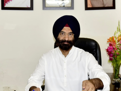 Year-long smog guns made compulsory for Delhi's commercial high-rises: Minister Sirsa | Year-long smog guns made compulsory for Delhi's commercial high-rises: Minister Sirsa Year-long smog guns made compulsory for Delhi's commercial high-rises: Minister Sirsa | Year-long smog guns made compulsory for Delhi's commercial high-rises: Minister Sirsa