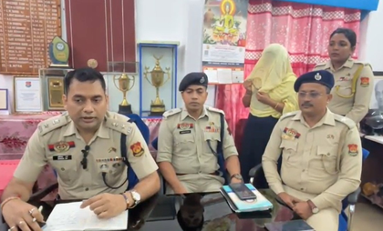 Woman held with pistol, drugs in Tripura; probe underway | Woman held with pistol, drugs in Tripura; probe underway Woman held with pistol, drugs in Tripura; probe underway | Woman held with pistol, drugs in Tripura; probe underway