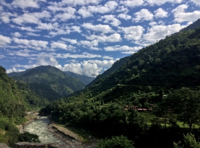 Two pilgrims killed, four injured in landslide in Uttarakhand's Rudraprayag | Two pilgrims killed, four injured in landslide in Uttarakhand's Rudraprayag Two pilgrims killed, four injured in landslide in Uttarakhand's Rudraprayag | Two pilgrims killed, four injured in landslide in Uttarakhand's Rudraprayag