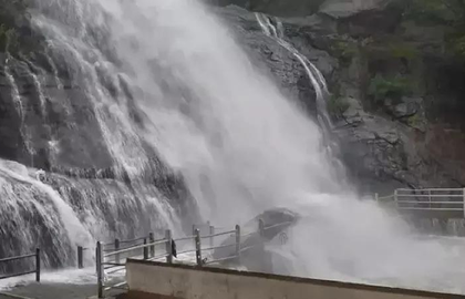 Bathing ban at Courtallam waterfalls in TN extended for 7th consecutive day | Bathing ban at Courtallam waterfalls in TN extended for 7th consecutive day Bathing ban at Courtallam waterfalls in TN extended for 7th consecutive day | Bathing ban at Courtallam waterfalls in TN extended for 7th consecutive day