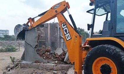 Demolition drive launched in Gujarat's Jamnagar | Demolition drive launched in Gujarat's Jamnagar Demolition drive launched in Gujarat's Jamnagar | Demolition drive launched in Gujarat's Jamnagar