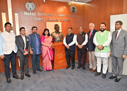 All-party delegation pays tribute to Netaji Subhas Chandra Bose, Swami Vivekananda in Malaysia | All-party delegation pays tribute to Netaji Subhas Chandra Bose, Swami Vivekananda in Malaysia All-party delegation pays tribute to Netaji Subhas Chandra Bose, Swami Vivekananda in Malaysia | All-party delegation pays tribute to Netaji Subhas Chandra Bose, Swami Vivekananda in Malaysia