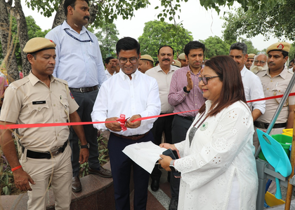 Delhi: NDMC Chairman launches plastic Recycle Mela at Connaught Place | Delhi: NDMC Chairman launches plastic Recycle Mela at Connaught Place Delhi: NDMC Chairman launches plastic Recycle Mela at Connaught Place | Delhi: NDMC Chairman launches plastic Recycle Mela at Connaught Place