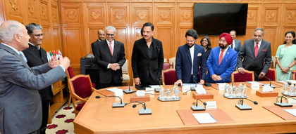Egypt: Indian delegation meets Arab League chief, stresses unified stance against terrorism | Egypt: Indian delegation meets Arab League chief, stresses unified stance against terrorism Egypt: Indian delegation meets Arab League chief, stresses unified stance against terrorism | Egypt: Indian delegation meets Arab League chief, stresses unified stance against terrorism