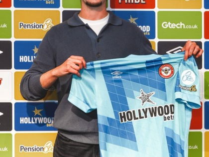 Brentford sign goalkeeper Caoimhin Kelleher from Liverpool | Brentford sign goalkeeper Caoimhin Kelleher from Liverpool Brentford sign goalkeeper Caoimhin Kelleher from Liverpool | Brentford sign goalkeeper Caoimhin Kelleher from Liverpool