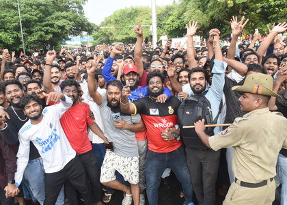 Chinnaswamy Stadium stampede: FIR blames RCB management, claims necessary permissions not obtained | Chinnaswamy Stadium stampede: FIR blames RCB management, claims necessary permissions not obtained