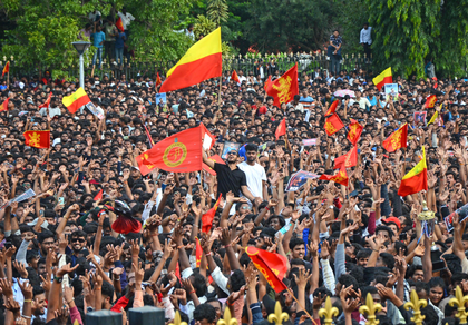RCB extends Rs 25 lakh each to families of 11 stampede victims | RCB extends Rs 25 lakh each to families of 11 stampede victims RCB extends Rs 25 lakh each to families of 11 stampede victims | RCB extends Rs 25 lakh each to families of 11 stampede victims