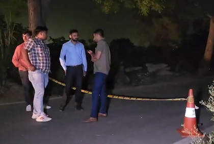 Shooter of Bhau gang arrested after encounter with police in Delhi's Rohini | Shooter of Bhau gang arrested after encounter with police in Delhi's Rohini Shooter of Bhau gang arrested after encounter with police in Delhi's Rohini | Shooter of Bhau gang arrested after encounter with police in Delhi's Rohini