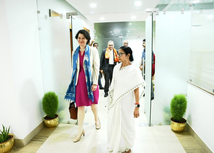 US-based GlobalFoundries to set up fab-less centre in Kolkata: Bengal CM | US-based GlobalFoundries to set up fab-less centre in Kolkata: Bengal CM US-based GlobalFoundries to set up fab-less centre in Kolkata: Bengal CM | US-based GlobalFoundries to set up fab-less centre in Kolkata: Bengal CM