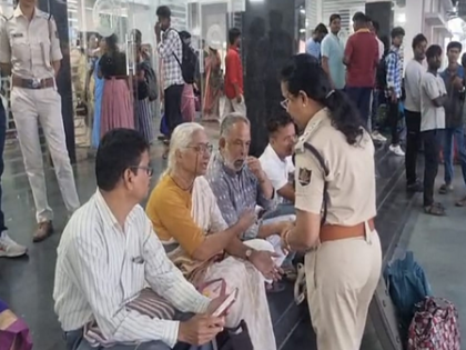 Activist Medha Patkar denied entry into Rayagada district in Odisha | Activist Medha Patkar denied entry into Rayagada district in Odisha