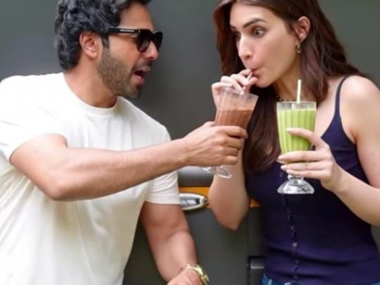 Will Varun Dhawan be able to save his chocolate shake from Kriti Sanon | Will Varun Dhawan be able to save his chocolate shake from Kriti Sanon