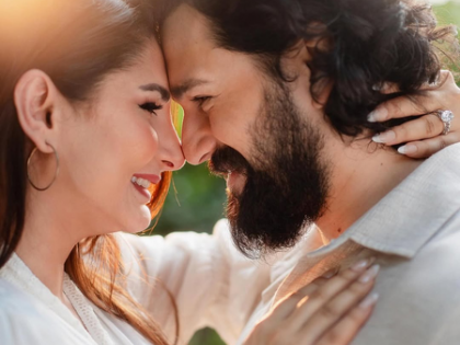 Akhil Akkineni ties the knot with Zainab Ravdjee in a traditional ceremony | Akhil Akkineni ties the knot with Zainab Ravdjee in a traditional ceremony Akhil Akkineni ties the knot with Zainab Ravdjee in a traditional ceremony | Akhil Akkineni ties the knot with Zainab Ravdjee in a traditional ceremony