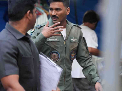 Dhanush flaunts his new avatar in short hair and moustache for 'Tere Ishk Mein' | Dhanush flaunts his new avatar in short hair and moustache for 'Tere Ishk Mein' Dhanush flaunts his new avatar in short hair and moustache for 'Tere Ishk Mein' | Dhanush flaunts his new avatar in short hair and moustache for 'Tere Ishk Mein'