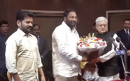 Telangana CM expands cabinet, three ministers sworn-in | Telangana CM expands cabinet, three ministers sworn-in Telangana CM expands cabinet, three ministers sworn-in | Telangana CM expands cabinet, three ministers sworn-in
