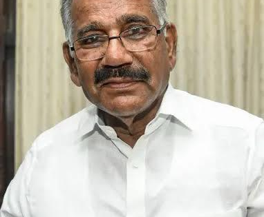 Kerala forest minister suspects conspiracy behind Nilambur student‘s electrocution | Kerala forest minister suspects conspiracy behind Nilambur student‘s electrocution Kerala forest minister suspects conspiracy behind Nilambur student‘s electrocution | Kerala forest minister suspects conspiracy behind Nilambur student‘s electrocution
