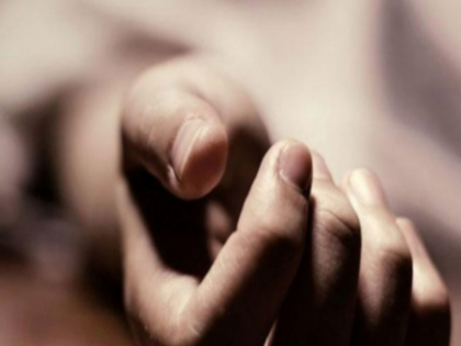Delhi: Woman strangulated to death by lover in Paharganj hotel | Delhi: Woman strangulated to death by lover in Paharganj hotel Delhi: Woman strangulated to death by lover in Paharganj hotel | Delhi: Woman strangulated to death by lover in Paharganj hotel