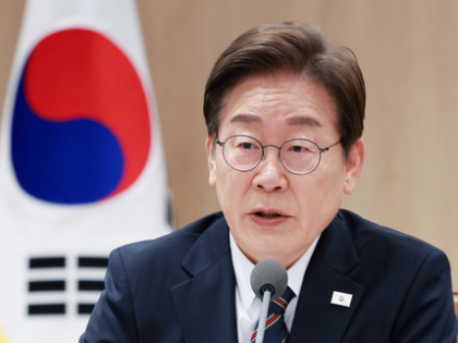 South Korean Court again postpones Lee's election law violation retrial | South Korean Court again postpones Lee's election law violation retrial South Korean Court again postpones Lee's election law violation retrial | South Korean Court again postpones Lee's election law violation retrial