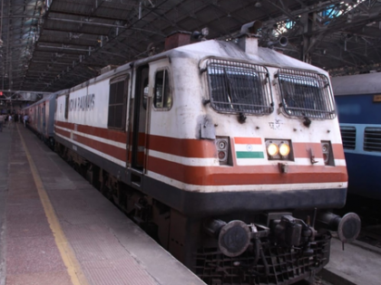 Ten passengers fall from moving local train near Mumbai, one dies | Ten passengers fall from moving local train near Mumbai, one dies Ten passengers fall from moving local train near Mumbai, one dies | Ten passengers fall from moving local train near Mumbai, one dies