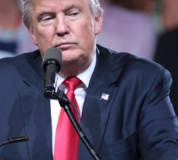 Trump's travel ban takes effect amid growing chaos over immigration enforcement | Trump's travel ban takes effect amid growing chaos over immigration enforcement Trump's travel ban takes effect amid growing chaos over immigration enforcement | Trump's travel ban takes effect amid growing chaos over immigration enforcement