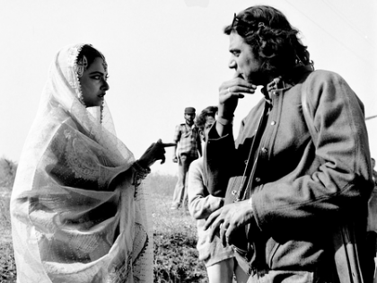 Filmmaker Muzaffar Ali highlights Umrao Jaan’s deep connection with feminine identity | Filmmaker Muzaffar Ali highlights Umrao Jaan’s deep connection with feminine identity Filmmaker Muzaffar Ali highlights Umrao Jaan’s deep connection with feminine identity | Filmmaker Muzaffar Ali highlights Umrao Jaan’s deep connection with feminine identity