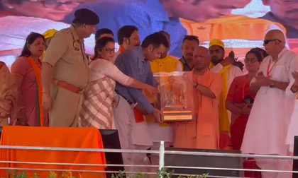 Congress, SP stayed silent on foreign invaders due to vote bank politics: CM Yogi | Congress, SP stayed silent on foreign invaders due to vote bank politics: CM Yogi