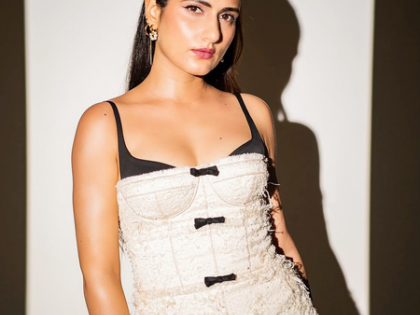 Fatima Sana Shaikh clears misconception about Anurag Basu not working with a script | Fatima Sana Shaikh clears misconception about Anurag Basu not working with a script Fatima Sana Shaikh clears misconception about Anurag Basu not working with a script | Fatima Sana Shaikh clears misconception about Anurag Basu not working with a script