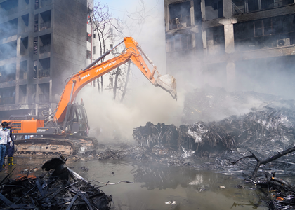 Flight AI-171 crash: AAIB mobilises senior investigators to Ahmedabad | Flight AI-171 crash: AAIB mobilises senior investigators to Ahmedabad Flight AI-171 crash: AAIB mobilises senior investigators to Ahmedabad | Flight AI-171 crash: AAIB mobilises senior investigators to Ahmedabad
