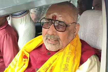 Giriraj Singh slams Congress, says PM Modi correcting Nehru's historical mistakes | Giriraj Singh slams Congress, says PM Modi correcting Nehru's historical mistakes Giriraj Singh slams Congress, says PM Modi correcting Nehru's historical mistakes | Giriraj Singh slams Congress, says PM Modi correcting Nehru's historical mistakes