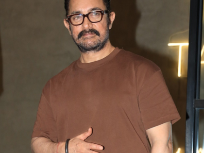 Aamir Khan, Kareena Kapoor, & Kajol offer condolences to the families of the Air India crash victims | Aamir Khan, Kareena Kapoor, & Kajol offer condolences to the families of the Air India crash victims Aamir Khan, Kareena Kapoor, & Kajol offer condolences to the families of the Air India crash victims | Aamir Khan, Kareena Kapoor, & Kajol offer condolences to the families of the Air India crash victims