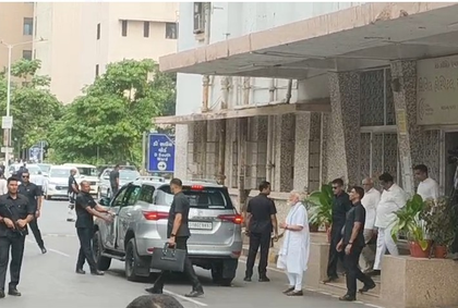 Air India plane crash: PM Modi visits Ahmedabad Civil Hospital, meets injured | Air India plane crash: PM Modi visits Ahmedabad Civil Hospital, meets injured Air India plane crash: PM Modi visits Ahmedabad Civil Hospital, meets injured | Air India plane crash: PM Modi visits Ahmedabad Civil Hospital, meets injured
