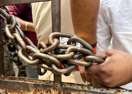 Two hotels, house running prostitution racket in Bihar's Muzaffarpur sealed | Two hotels, house running prostitution racket in Bihar's Muzaffarpur sealed Two hotels, house running prostitution racket in Bihar's Muzaffarpur sealed | Two hotels, house running prostitution racket in Bihar's Muzaffarpur sealed