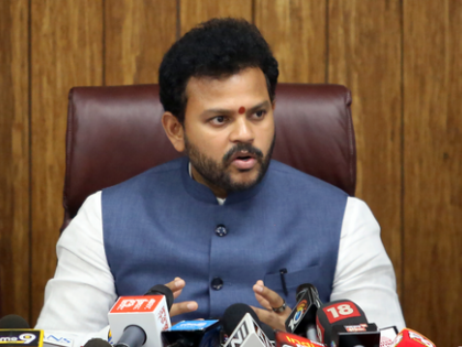 Ahmedabad plane crash: 8 Dreamliners inspected, full fleet checks in progress, says Aviation Minister | Ahmedabad plane crash: 8 Dreamliners inspected, full fleet checks in progress, says Aviation Minister Ahmedabad plane crash: 8 Dreamliners inspected, full fleet checks in progress, says Aviation Minister | Ahmedabad plane crash: 8 Dreamliners inspected, full fleet checks in progress, says Aviation Minister