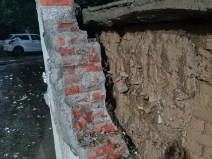 MP: Three dead as house wall collapses during storm in Gwalior | MP: Three dead as house wall collapses during storm in Gwalior MP: Three dead as house wall collapses during storm in Gwalior | MP: Three dead as house wall collapses during storm in Gwalior