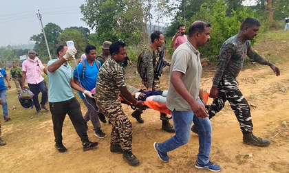 CRPF jawan martyred in IED blast during anti-Naxal Operation in Odisha’s Saranda forest | CRPF jawan martyred in IED blast during anti-Naxal Operation in Odisha’s Saranda forest CRPF jawan martyred in IED blast during anti-Naxal Operation in Odisha’s Saranda forest | CRPF jawan martyred in IED blast during anti-Naxal Operation in Odisha’s Saranda forest
