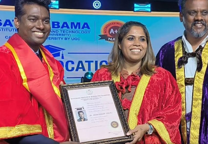Allu Arjun congratulates Atlee as he receives an honorary doctorate | Allu Arjun congratulates Atlee as he receives an honorary doctorate Allu Arjun congratulates Atlee as he receives an honorary doctorate | Allu Arjun congratulates Atlee as he receives an honorary doctorate