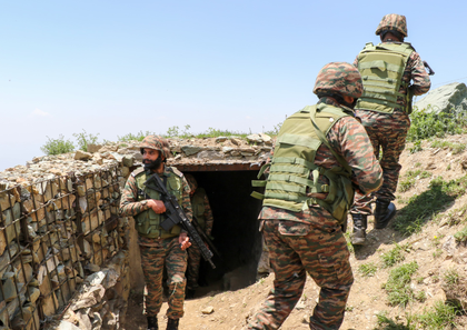 Army foils infiltration bid on LoC in J&K’s Rajouri | Army foils infiltration bid on LoC in J&K’s Rajouri Army foils infiltration bid on LoC in J&K’s Rajouri | Army foils infiltration bid on LoC in J&K’s Rajouri