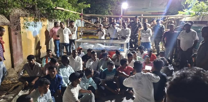 Jharkhand Panchayat Sevak’s suicide triggers massive protest outside Giridih block office | Jharkhand Panchayat Sevak’s suicide triggers massive protest outside Giridih block office Jharkhand Panchayat Sevak’s suicide triggers massive protest outside Giridih block office | Jharkhand Panchayat Sevak’s suicide triggers massive protest outside Giridih block office