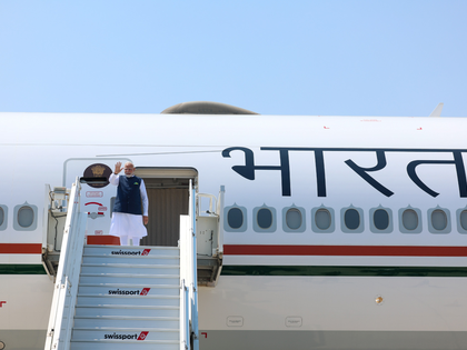 PM Modi wraps up landmark Cyprus visit, emplanes for Canada to attend G7 Summit | PM Modi wraps up landmark Cyprus visit, emplanes for Canada to attend G7 Summit