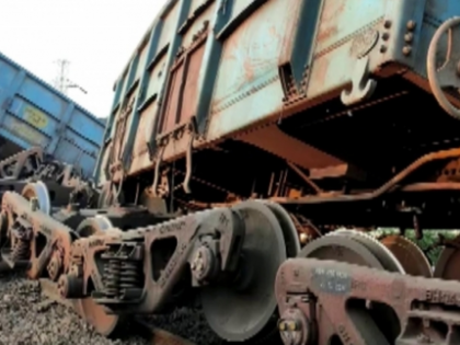 Goods train derails near Muzaffarpur Junction in Bihar; no casualties | Goods train derails near Muzaffarpur Junction in Bihar; no casualties Goods train derails near Muzaffarpur Junction in Bihar; no casualties | Goods train derails near Muzaffarpur Junction in Bihar; no casualties