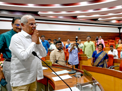 Left and Congress up in arms over Governor's circular on 'Partition Horrors Remembrance Day' | Left and Congress up in arms over Governor's circular on 'Partition Horrors Remembrance Day'