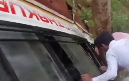 Bus plunges into deep gorge in Himachal's Mandi, one dead | Bus plunges into deep gorge in Himachal's Mandi, one dead Bus plunges into deep gorge in Himachal's Mandi, one dead | Bus plunges into deep gorge in Himachal's Mandi, one dead